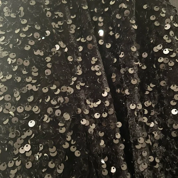 Boohoo Black Sequin Velvet Midi Wrap Dress - Picture 5 of 6